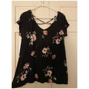 Cute Floral Top!